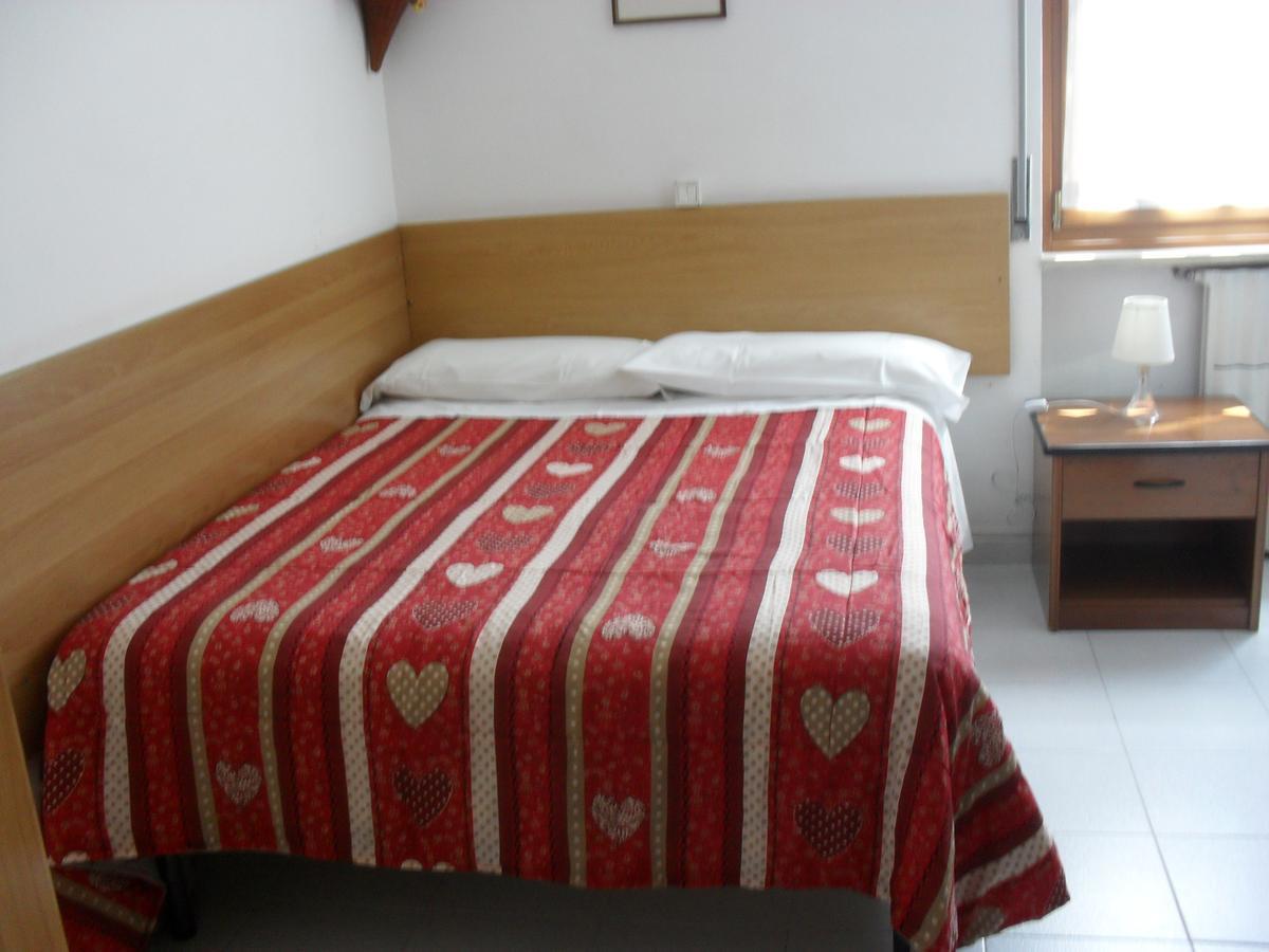Al Caminetto Hotell Aosta Exteriör bild